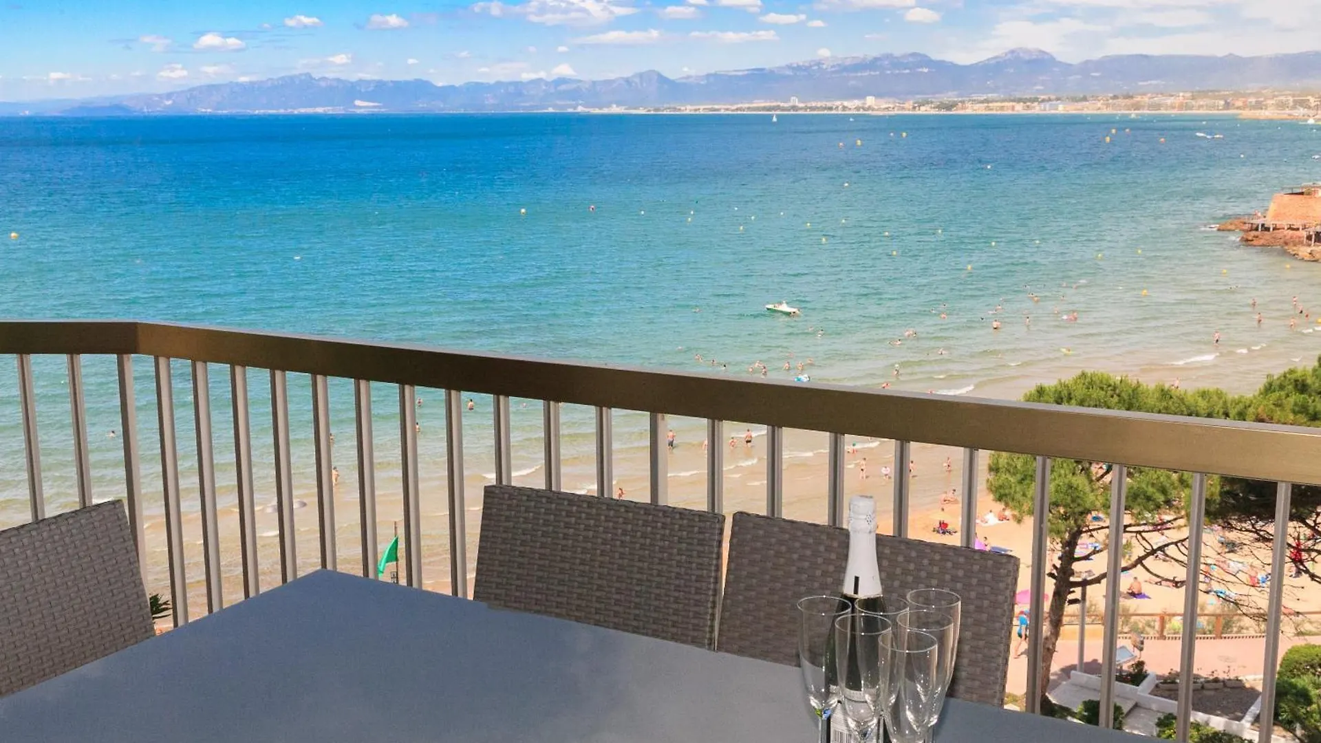 Uhc Sorolla Apartments Superior سالو