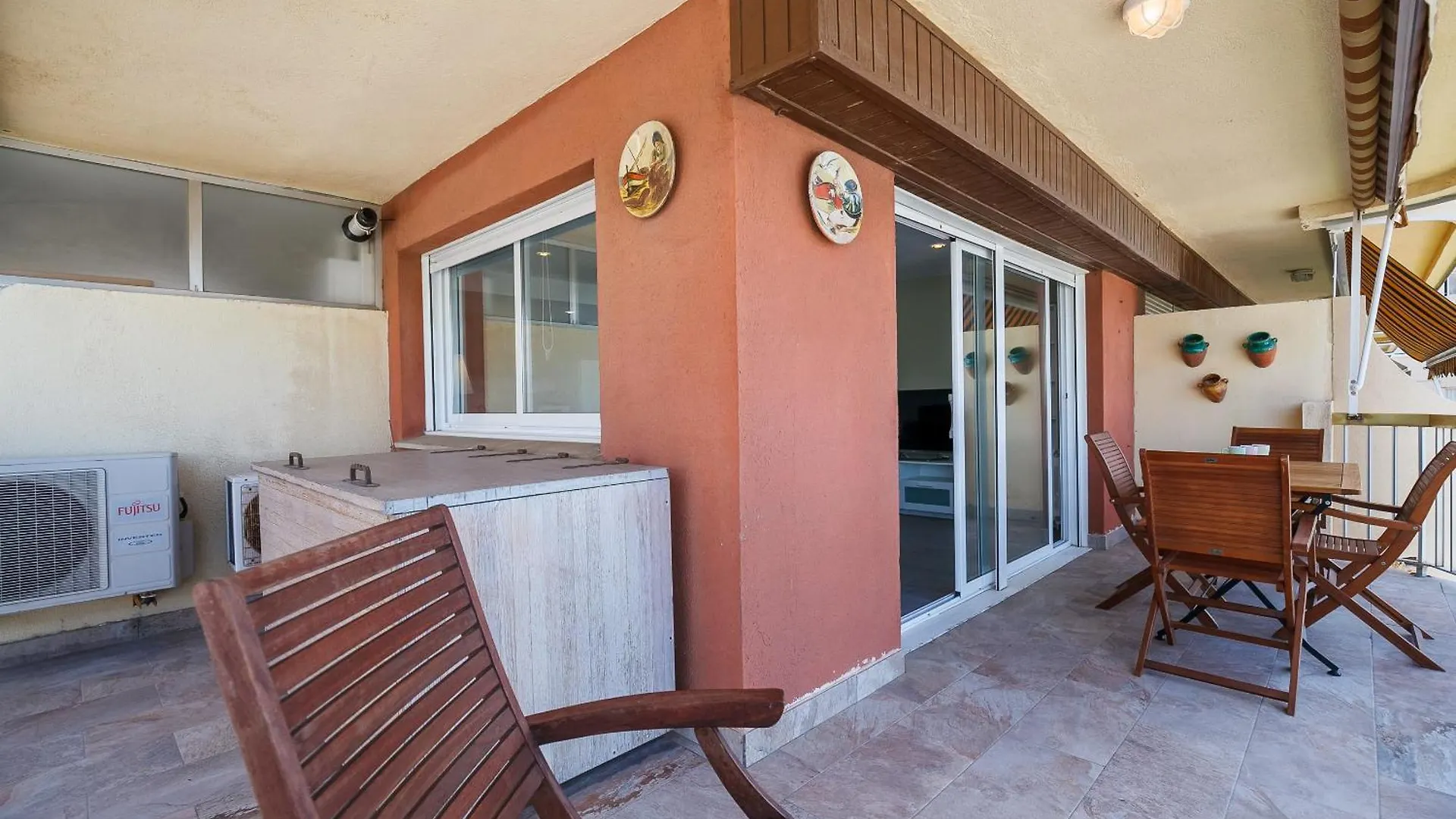 Uhc Sorolla Apartments Superior سالو